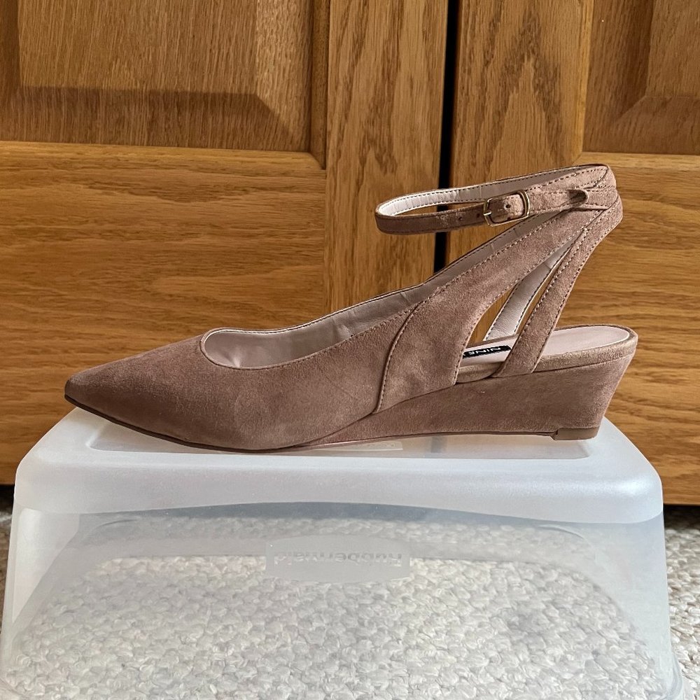 NINE WEST - Esmme Suede Wedge - Excellent Condition - Picture 10 of 13